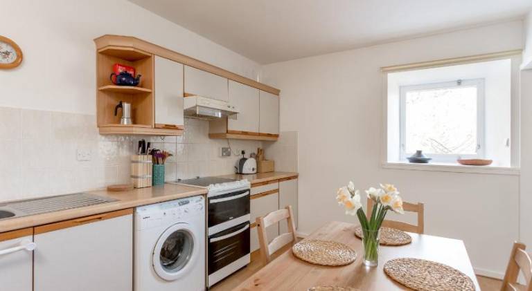 Holiday apartment with 2 rooms for 4 persons — photo 3