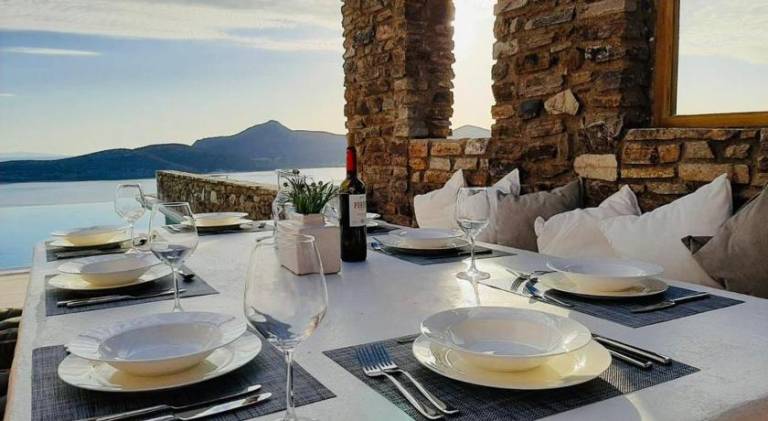 Villa with private pool, garden & grill — photo 3