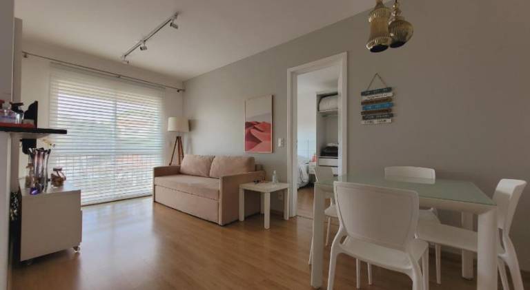 Apartment with hot tub & pool — photo 4