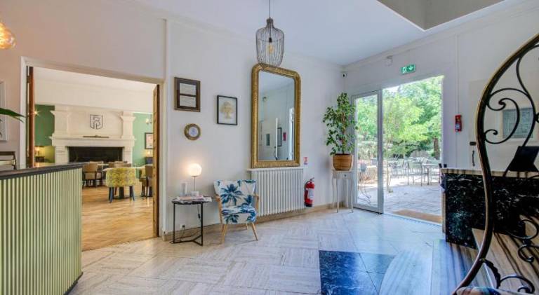 Logis Hotel Le Blason de Provence — photo 3