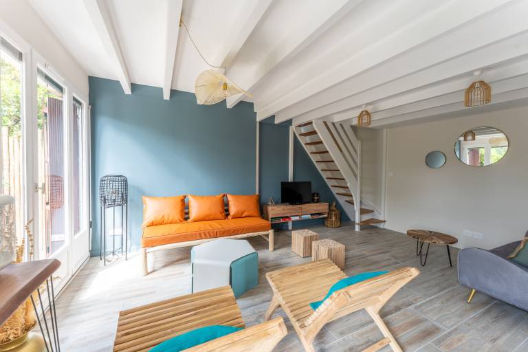 Child-friendly wonderful house with yard, fast internet & BBQ | Next to the beach | Pets are welcome — photo 2