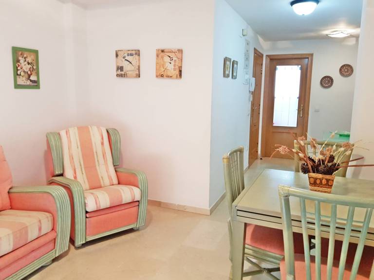 Apartment with terrace, garden & pool — photo 5