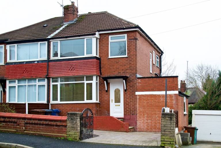 House  Salford