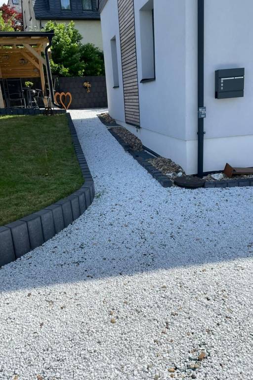 House with barbecue, yard & terrace — photo 4