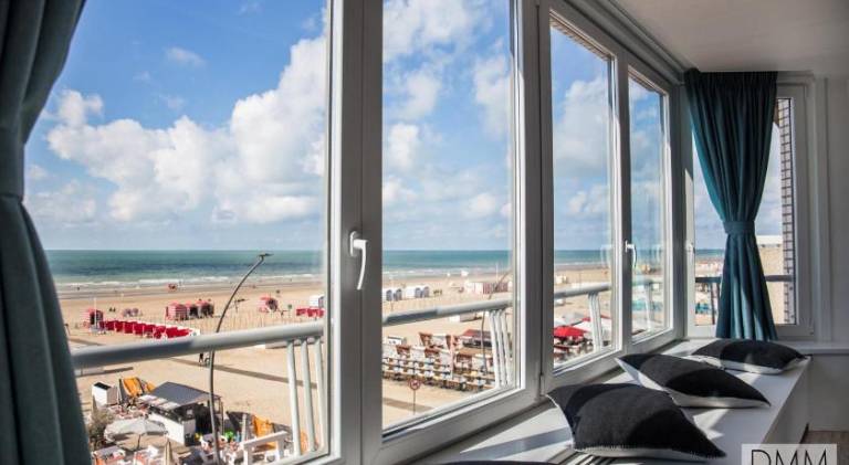 Novo panoramic sea view in De Panne