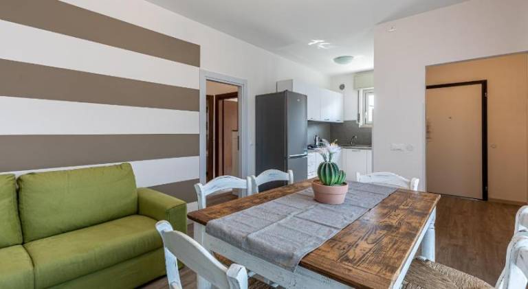 Rental apartment with garden & patio — photo 3