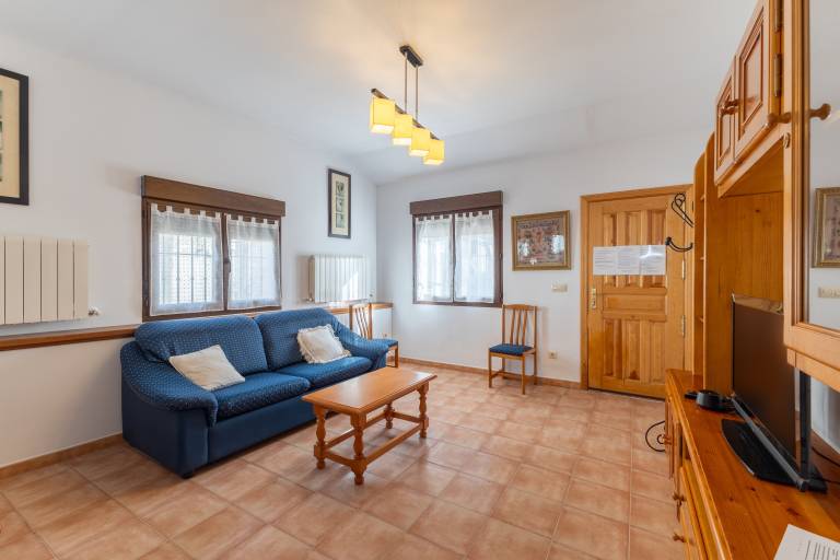 Holiday Home 'De Los Abuelos' with Mountain Views, Private Terrace and Wi-Fi — photo 4