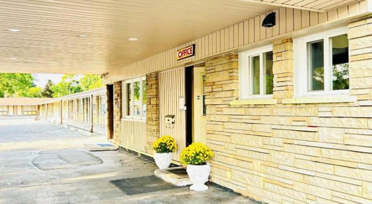 Brant Inn — photo 3