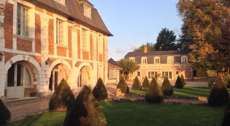 Domaine de L'orangerie du chateau de Motteville chambres d'hotes in Rouen