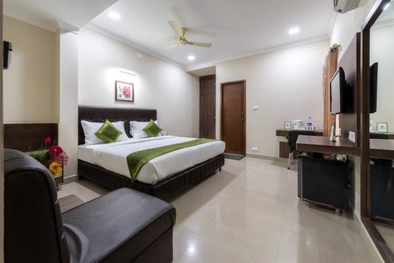 MOUNT KAILASH SUITES