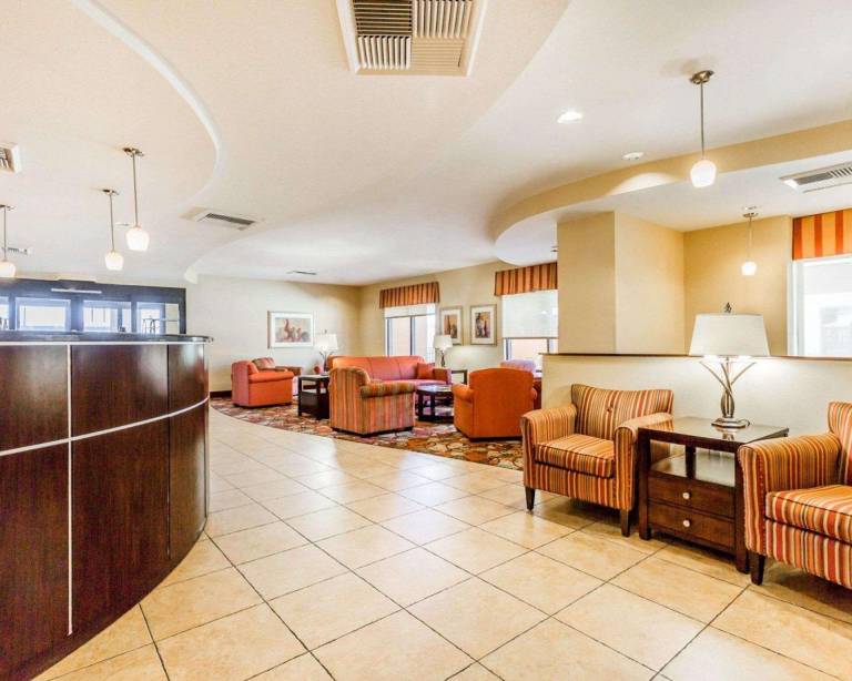 Comfort Suites Blythe — photo 3