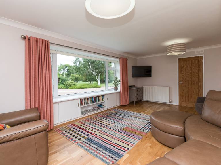 Cottage with garden | River view — photo 3