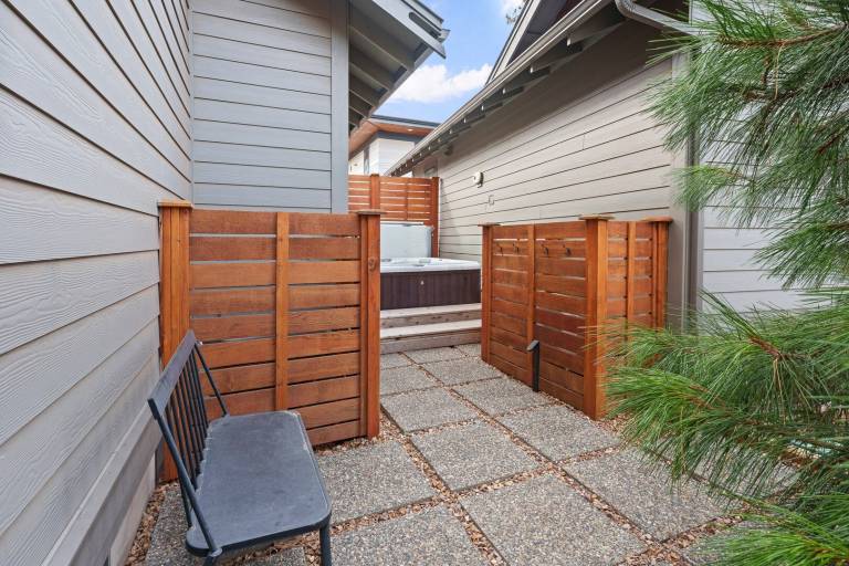 Family-oriented nice house with terrace & private pool | Pet-friendly — photo 5