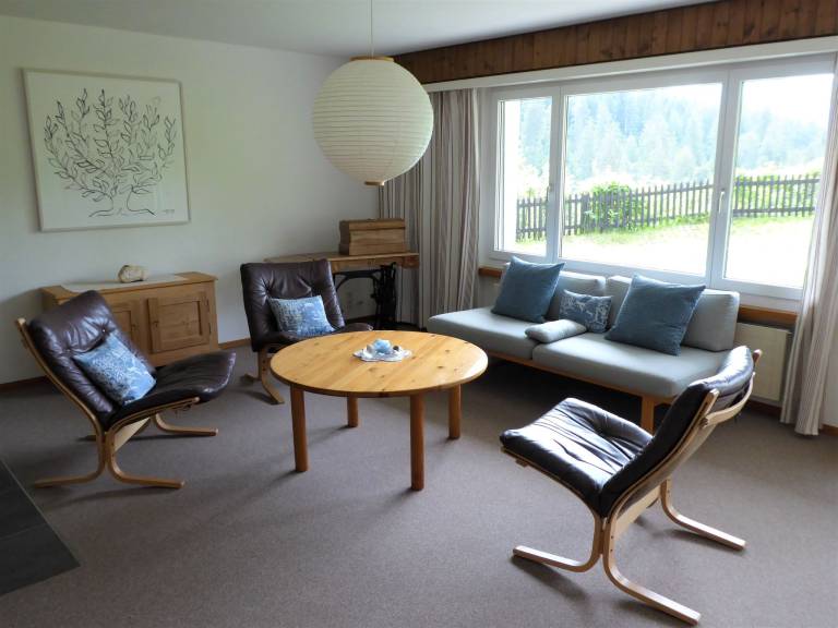 Ferienwohnung in Laax, Salums für max. 4 Personen Ferienwohnung in Laax, Salums für max. 4 Personen