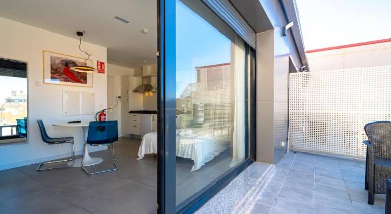 Holiday apartment with patio — photo 5