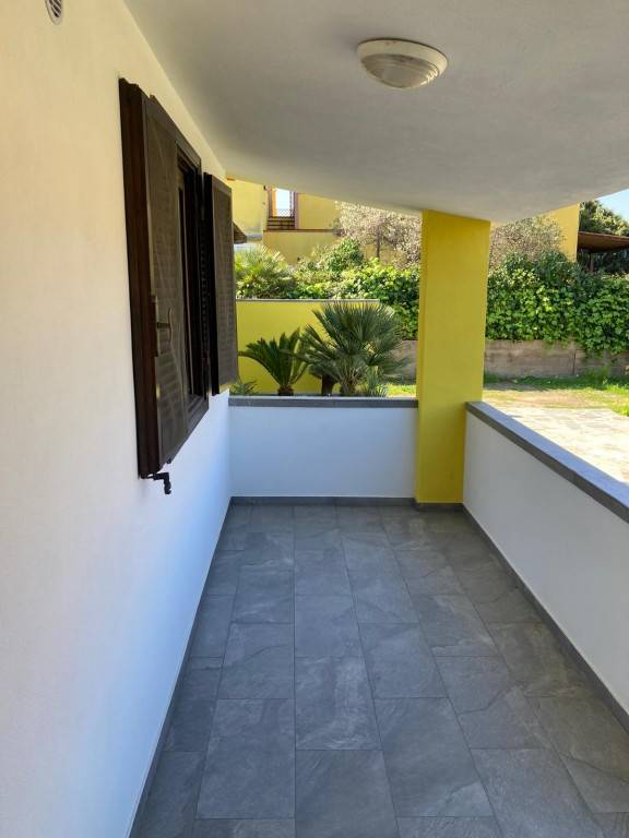 Holiday apartment with yard — photo 5