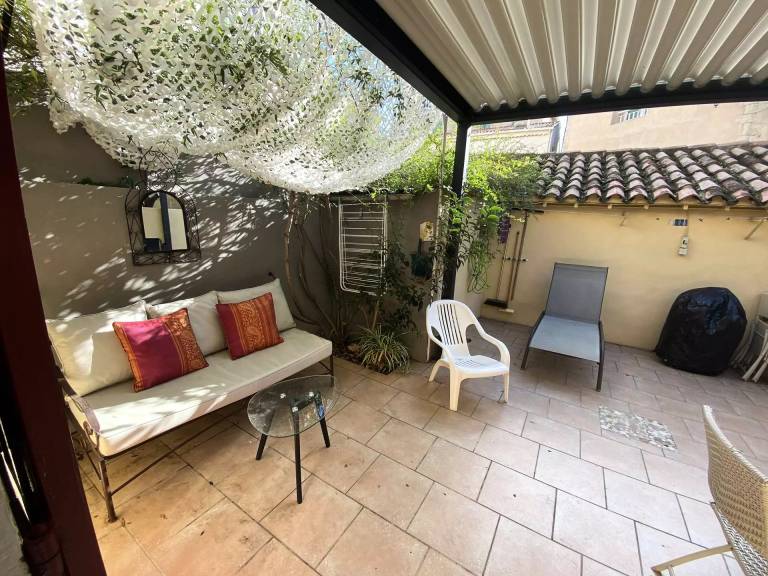 House Bandol