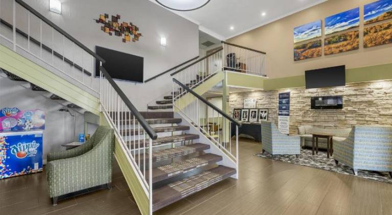 Best Western Airport Albuquerque Inn Suites Hotel & Suites — photo 3