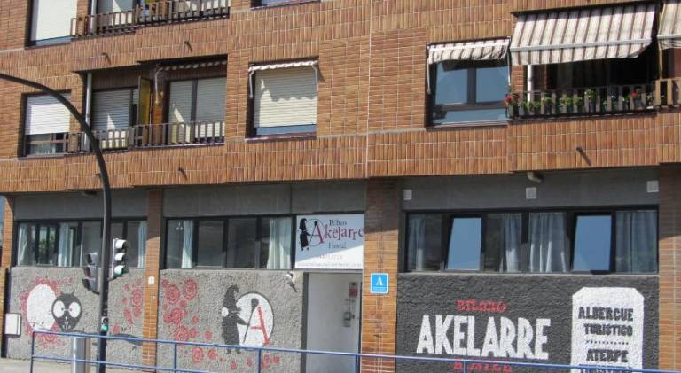 Bilbao Akelarre Hostel — photo 4