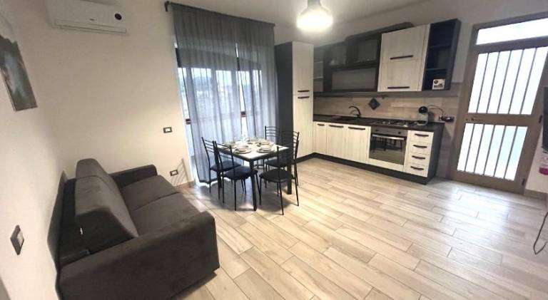 Rental apartment with yard & BBQ — photo 2