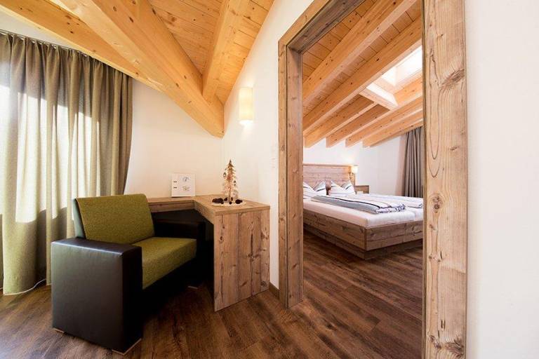 Rental apartment with sauna, terrace & hot tub — photo 4
