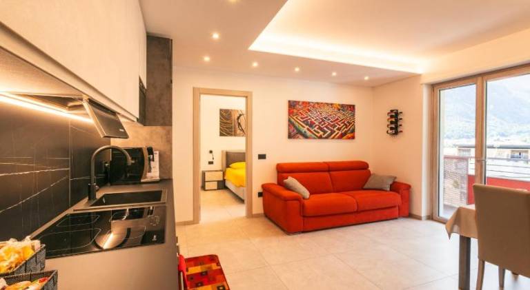 Apartment with patio | Suitable for remote work in Tirano