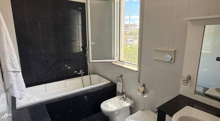 Holiday apartment with 3 rooms for 10 persons — photo 2