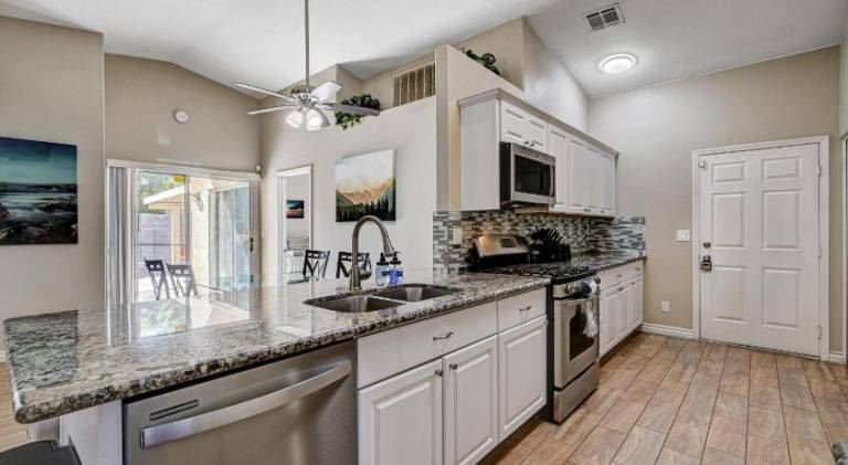 Vacation home | Dogs allowed in North Las Vegas, NV