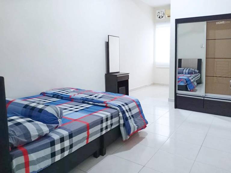 240 m&sup2; Ferienhaus