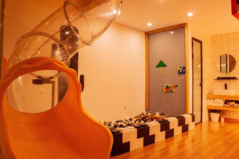Ample house with jacuzzi, barbecue & pool | Perfect for remote work | Pets are welcome — photo 2