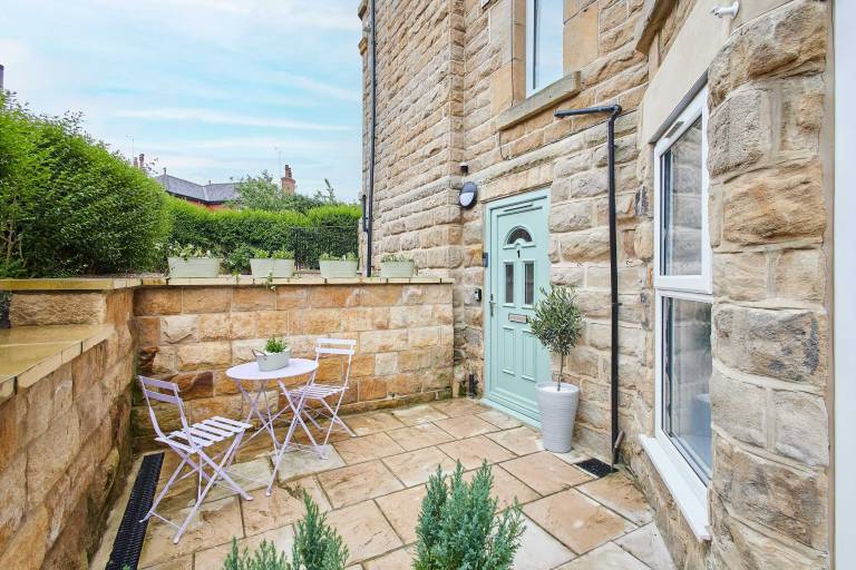 Family-friendly holiday apartment | Pet-friendly in Harrogate