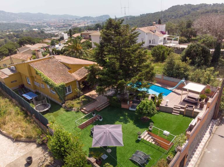 Casa Blanes