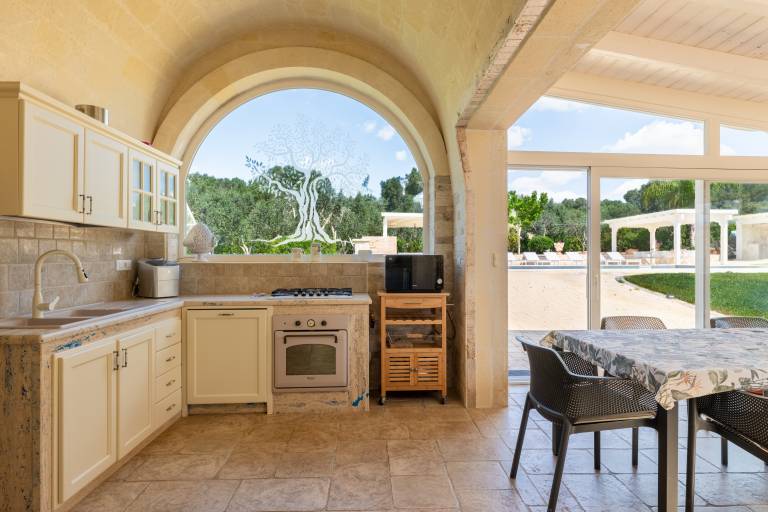 Child-friendly wonderful house with barbeque, garden & private pool | Garden view | Pets allowed — photo 4