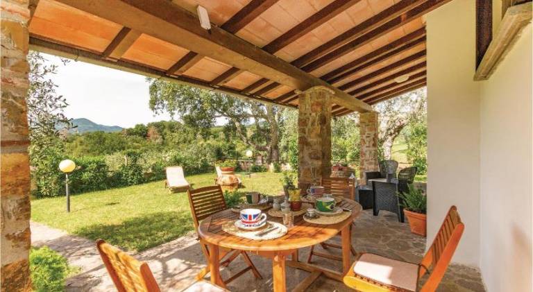 Fully equipped lovely vacation home with barbeque, terrace & yard | Pets are welcome — photo 2