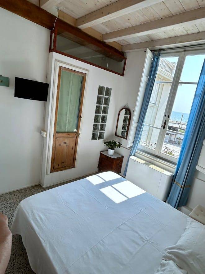 Apartment with 2 rooms for 4 persons — photo 2