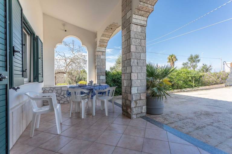 Family-friendly pleasant villa with garden & barbeque | Garden view | Dogs allowed — photo 5