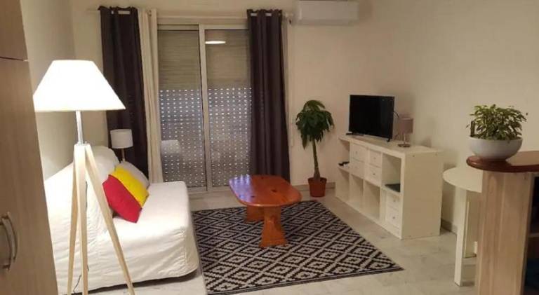 Holiday apartment | Next to the beach | Pets are welcome in Thiers