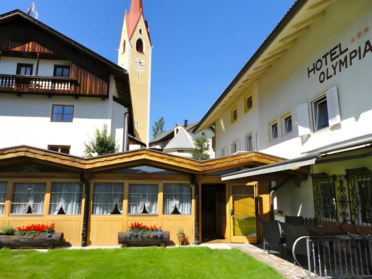 Hotel Chalet Olympia in Monguelfo