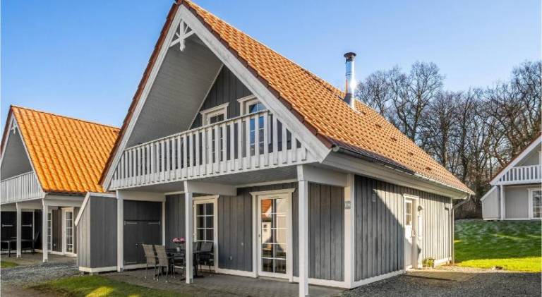 House with jacuzzi & pool in Sønderborg