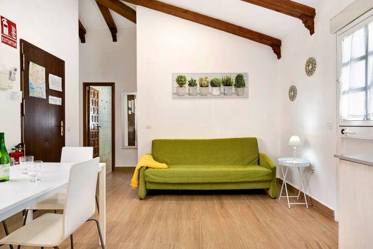 Pet-Friendly "Apartamento en la Playa con Terraza 3" close to the Beach — photo 5