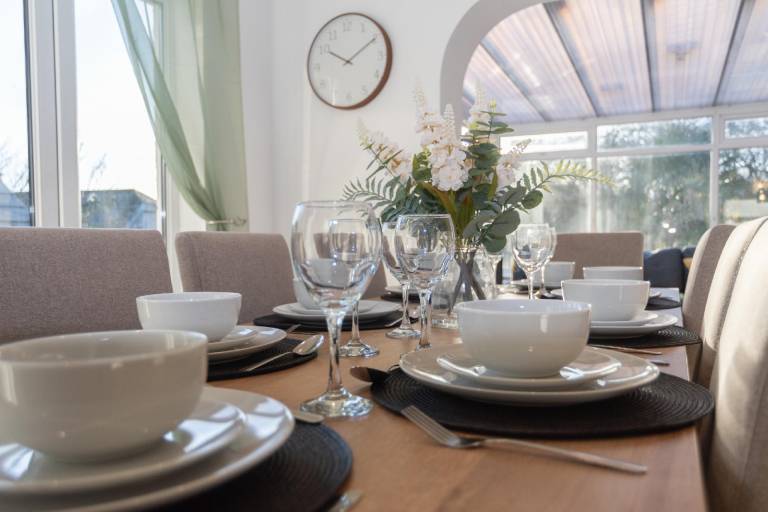 Beautiful vacation home with garden, private pool & terrace | Perfect for remote work | Pet-friendly — photo 4