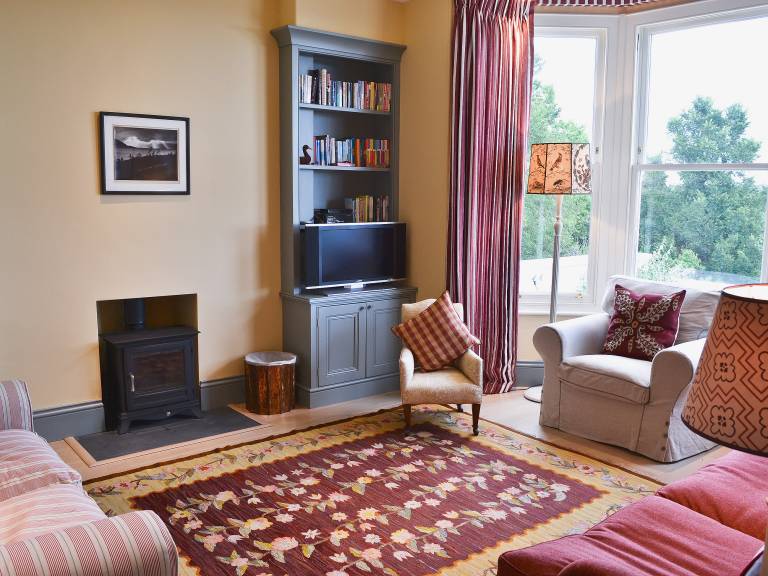 Children-friendly pleasant cottage with BBQ, patio & yard | Sea view | Pets are welcome — photo 2