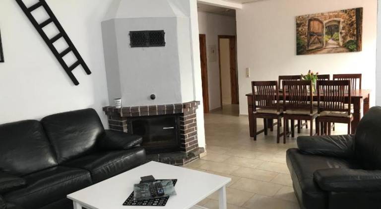 Apartment with 2 rooms for 5 persons — photo 2