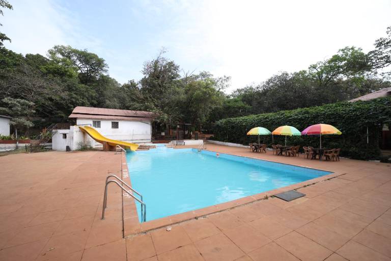 Gujarat Bhavan Hotel in Panvel