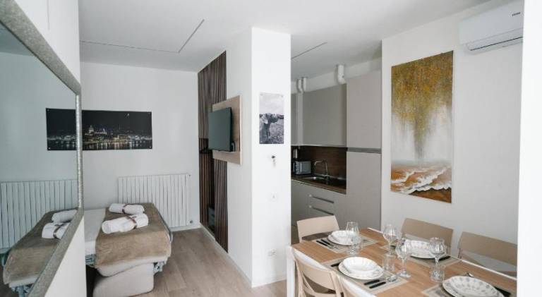 Apartment | Next to Como Cathedral | Pet-friendly — photo 2