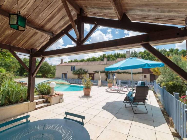Maison de vacances  Mauzé-sur-le-Mignon