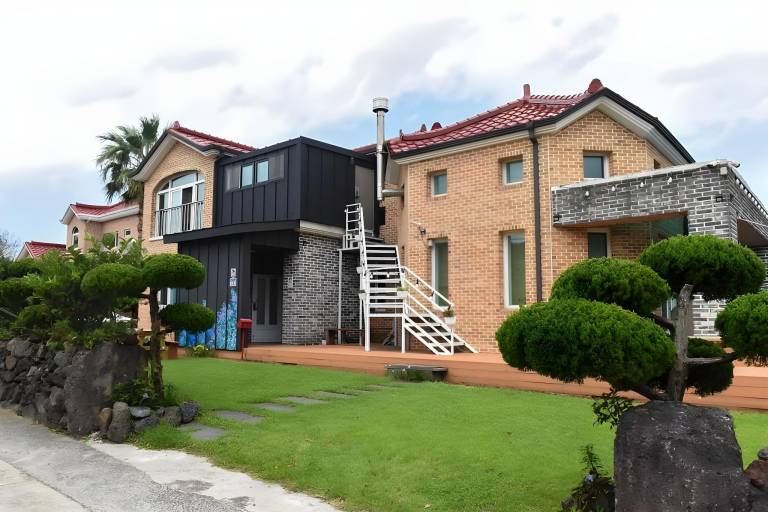 Jeju 8th Bunji Private Pension