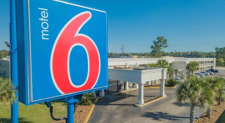 Motel 6 Saraland, AL — photo 5