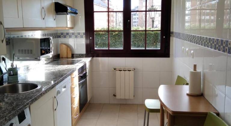 Apartment with jacuzzi | Dogs allowed — photo 4