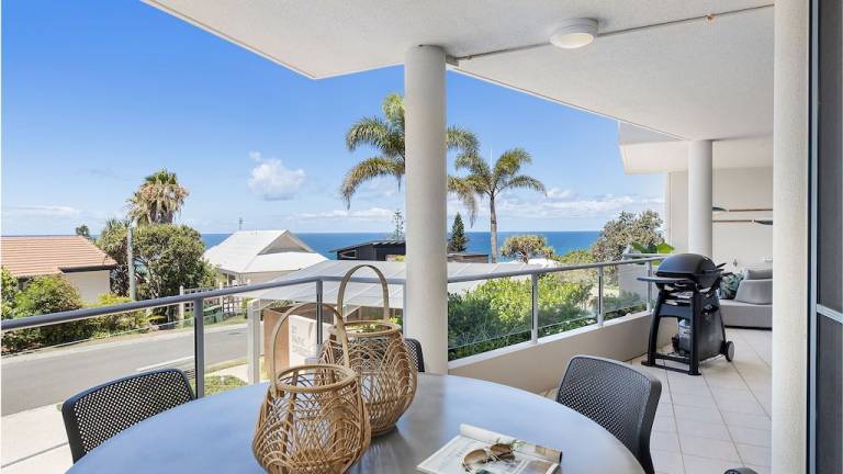Apartment Sunshine Beach